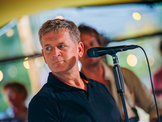 Dicht BIj Het Vuur is deze NPO Radio 2 TopSong!