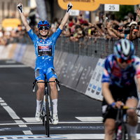 Erik Dijkstra over Demi Vollering's overwinning: "Echt iets voor de eeuwigheid"