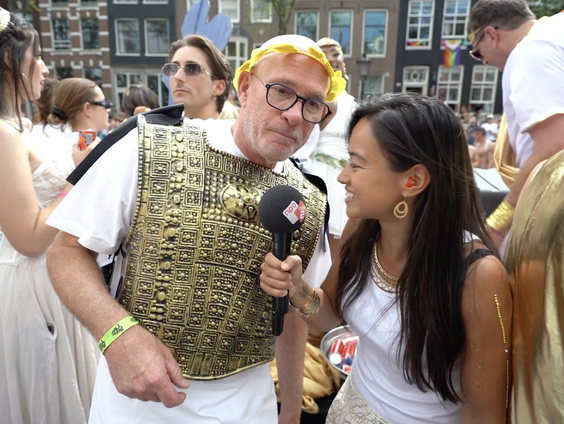 Corné Klijn tijdens Pride: 'Ik sta de hele tijd te dansen en te springen'