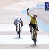 Erik Dijkstra over Parijs - Roubaix: "Het was de mooiste in 30 jaar"