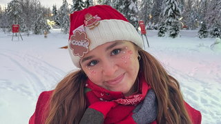 Donna werkt als kerstelf in Lapland: "Je loopt daar en denkt: dit is net al ...