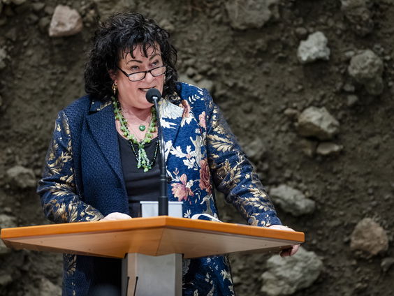 Caroline van der Plas maakt kans op Klare Taalprijs: "Gebruik geen oneliners"