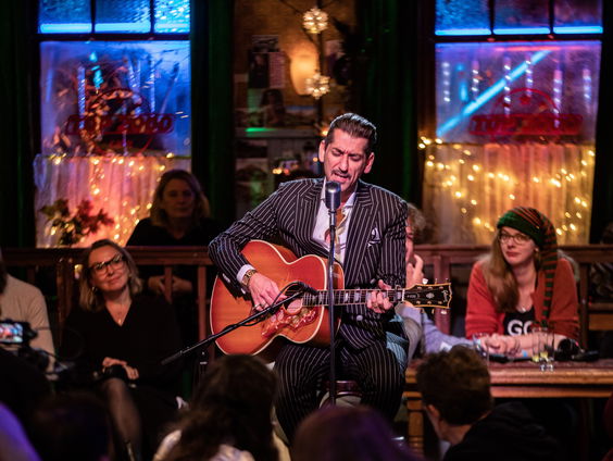 Danny Vera haalde inspiratie Morning Dawns Again uit Curaçao