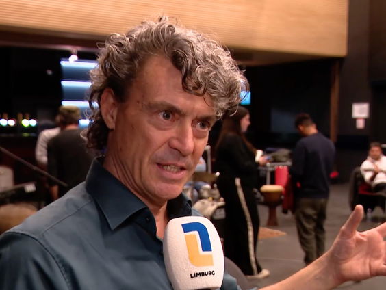 Rowwen Hèze-bassist Wladimir Geels brengt wereldmuziek naar Roermond