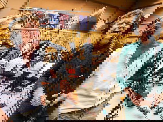 Lex Uiting en Frans Pollux brengen ode aan Limburg met nieuw nummer 'Noeit Gaon Ik Weg'