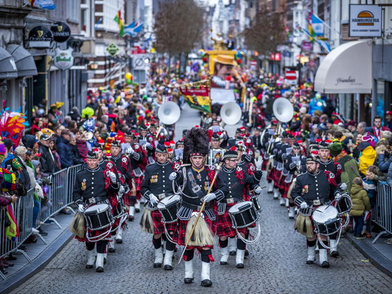 Willy neemt je mee in de rijke Maastrichtse vastelaovend-traditie