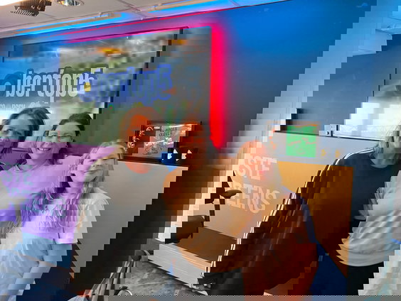 Onze KRO-NCRV-collega Wendy gaat naar de paus