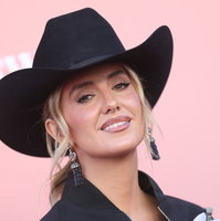 Country Roads: Lainey Wilson