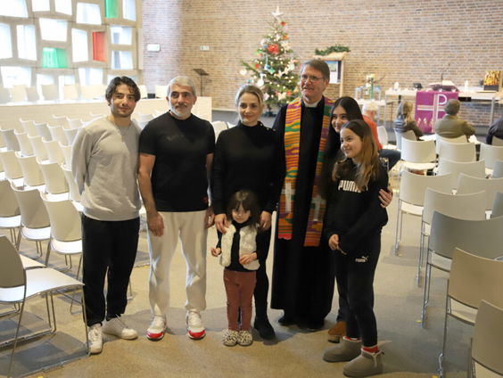 Al tien weken kerkasiel voor Oezbeekse gezin Babayants