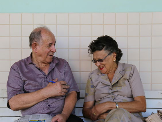 Harry Kerklaan wil overal praatbankjes