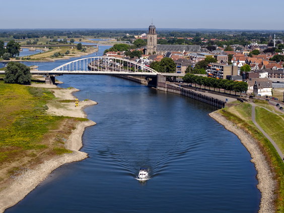 Historische laagstand op de Rijn en IJssel