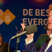 Bas Ragas brengt ode aan Rob de Nijs met Pur Sang in Evergreen Top 1000 Party