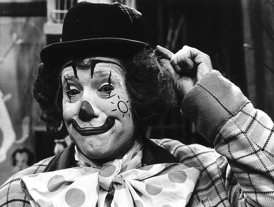 Ton den Boon over de taal van Pipo de clown