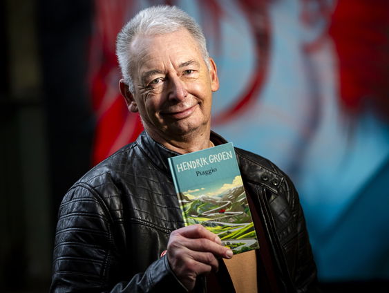 Verrassing! Hendrik Groen (Peter de Smet) schrijft het Boekenweekgeschenk: