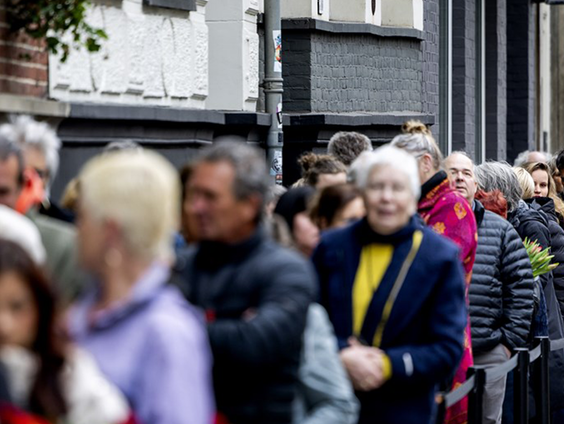 Nederland neemt afscheid van Rob de Nijs