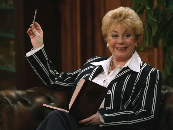 In memoriam Ingeborg Elzevier