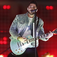 Country Roads: Thomass Rhett