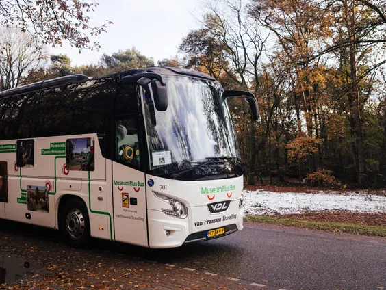 Museum Plus Bus rijdt z'n 5000e rit in Kaatsheuvel