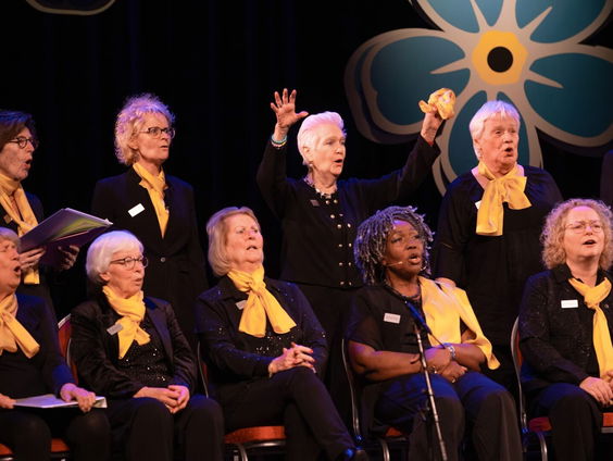 Babette Labeij brengt mensen met dementie samen in 'Het Onvergetelijke Koor'
