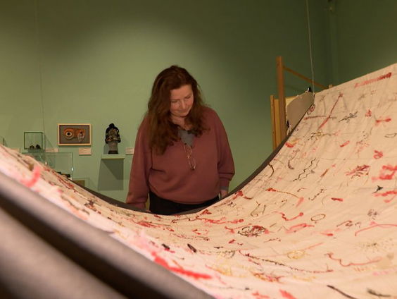 Rianne de Witte over haar doek van zes meter vol verdriet en troost