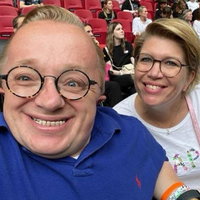 Lief gebaar: Annelies zet het gedachtengoed van haar broer Rick Brink voort