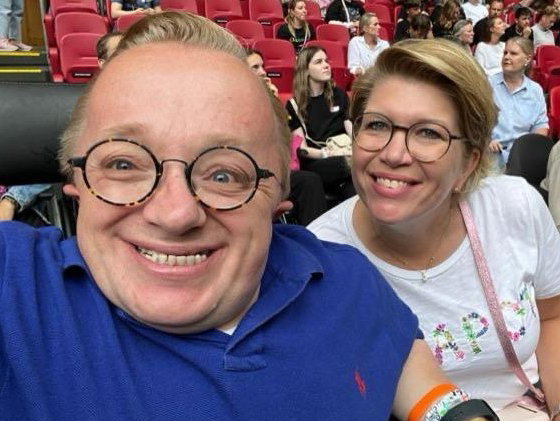 Lief gebaar: Annelies zet het gedachtengoed van haar broer Rick Brink voort