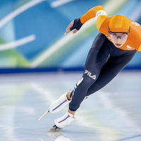 Goud voor de clubkas: Femke Kok steunt haar eerste schaatsclub De Kluners