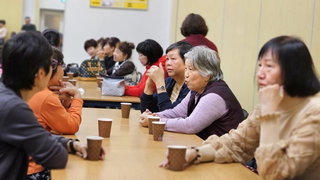 Minder eenzaamheid dankzij ontmoetingen voor oudere Chinese Nederlanders