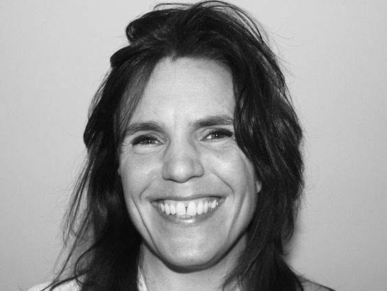 Kunstenaars aan huis om levensverhalen (op) te tekenen