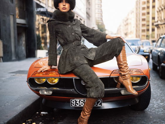 Plateauzolen, puntkragen en bruine ribbroeken: "Ik word hier gewoon gelukkig van"