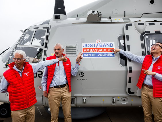 De Jostiband als ambassadeur van de Vrijheid