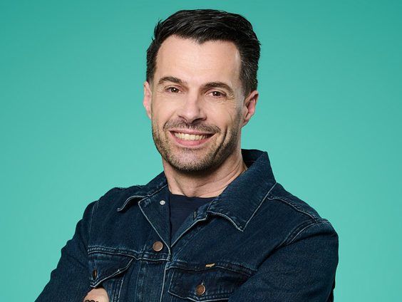 'Dit Is Mijn Lied' van Theo van Laar over "Take Me Home"