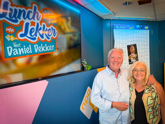 Corry Konings over haar nieuwe single 'Er Hangt Iets In De Lucht (Amore)'