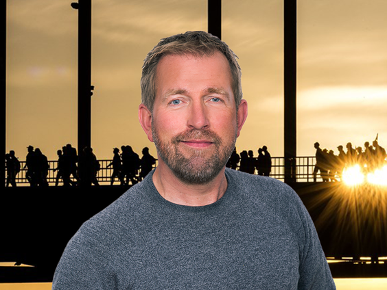 Harm Edens spreekt Bert moed in