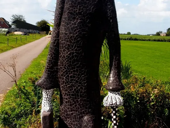 Willem maakt 500 beelden voor zijn 75e!