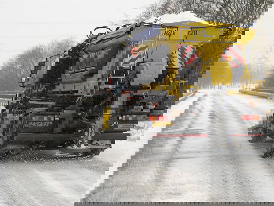 Jan Rients Slippens houdt voor ons de wegen berijdbaar