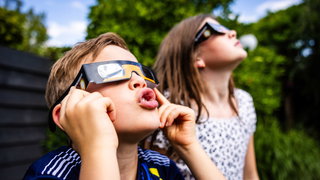 Hoe bereid Nederland zich voor op de zonsverduistering?