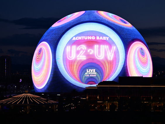 U2 maand: Freek Scholte hij was bij de Sphere in Las Vegas