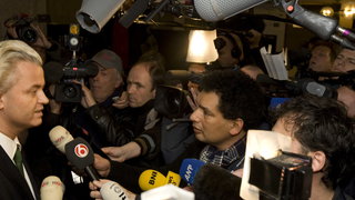 Waar iets gebeurde was Journaal-verslaggever Gerri Eickhof, nu blikt hij te ...
