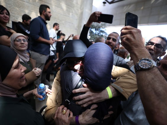 Rus ayol erining ogziga kontak