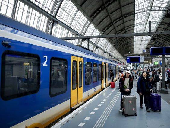 Vliegen blijft goedkoper dan treinreizen binnen Europa