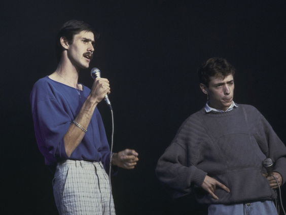 Holiday Rap groeide uit tot een wereldhit boven Madonna