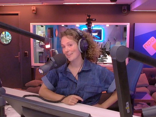 Shana Bossmann live in Volgspot