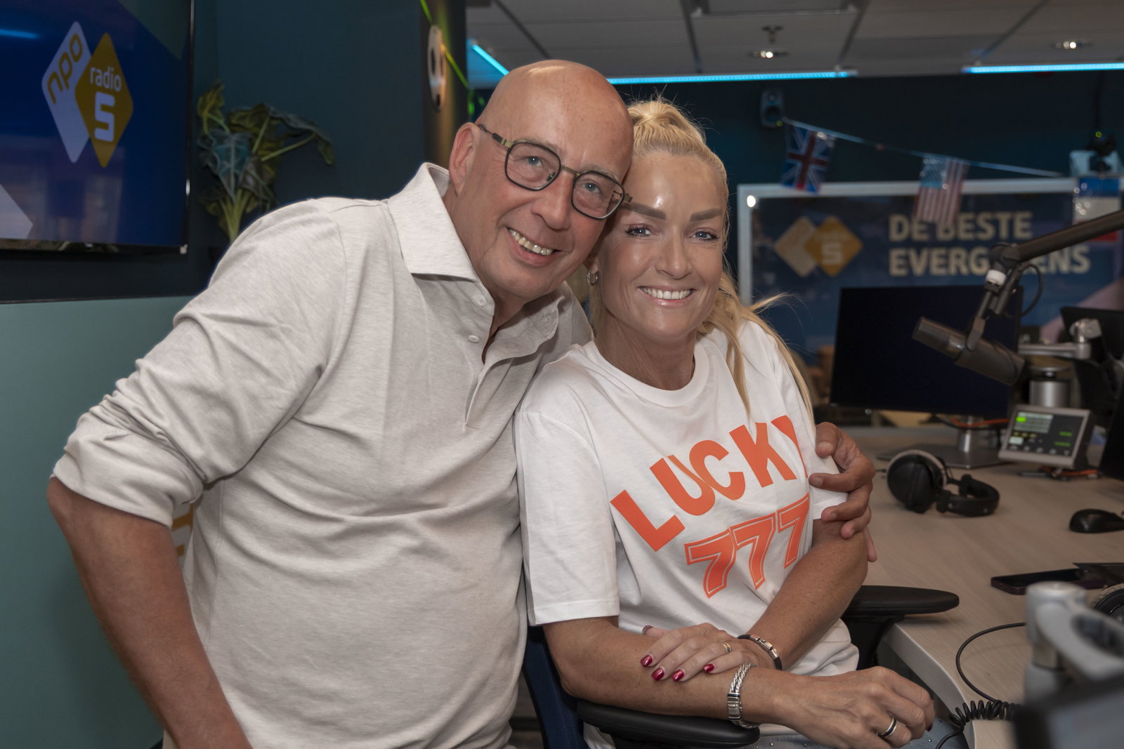 Lunch Lekker Lunchgast: Samantha Steenwijk over haar nieuwe single 'Je Weet Niet Wat Je Mist'