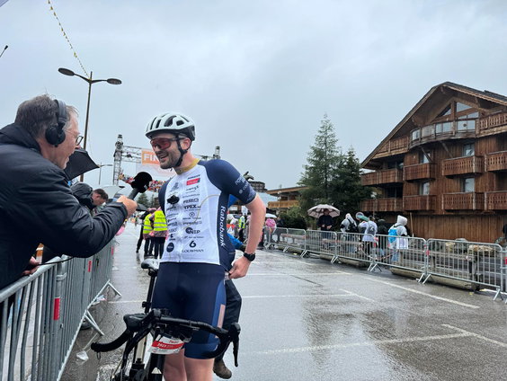 Bert met Pater Moeskroen bij de finish