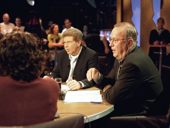 Bar laat begint en wij blikken terug op de eerste late night talkshow