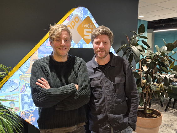 Jan en Keez Groenteman in het theater met Wintersprookje