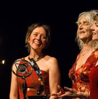 Margot Merah van The Lasses over hun kerstvoorstelling