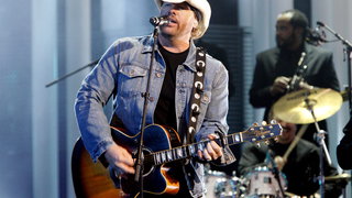 Country Roads: Toby Keith