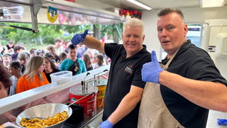 Brabantse frietbakkers krijgen Oekraïense onderscheiding voor hun hulp